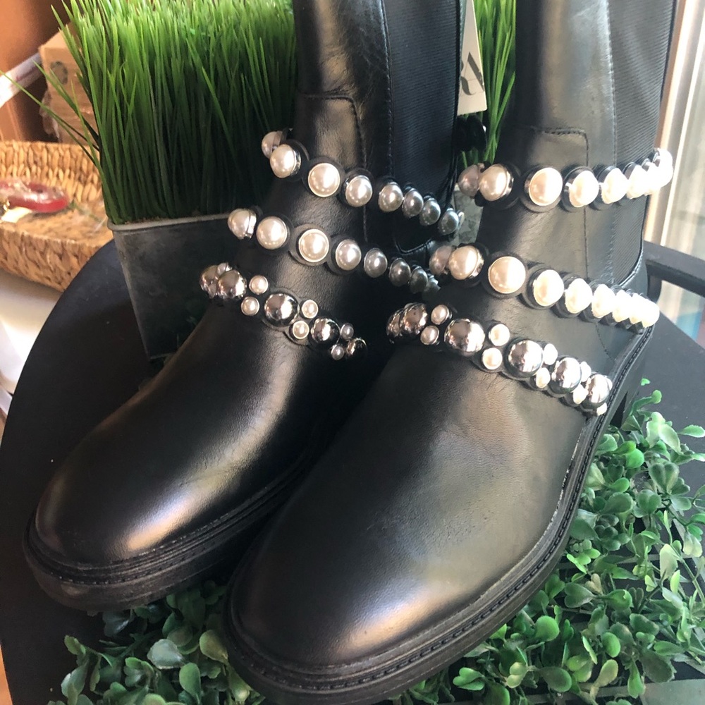 ZARA - Leather Ankle Boots NWT - Picture 2 of 6